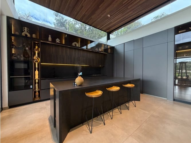 Casa de 4 alcobas en venta en Las Palmas, Medellín, 700 m² · foto 8 de 24