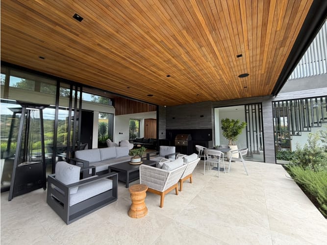 Casa de 4 alcobas en venta en Las Palmas, Medellín, 700 m² · foto 9 de 24