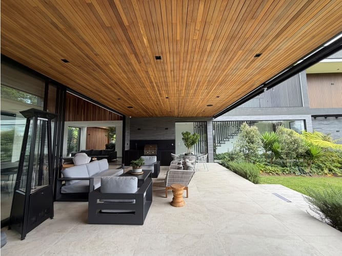 Casa de 4 alcobas en venta en Las Palmas, Medellín, 700 m² · foto 12 de 24