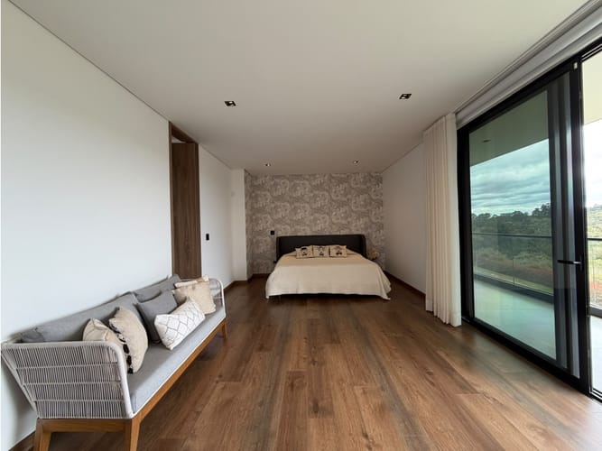 Casa de 4 alcobas en venta en Las Palmas, Medellín, 700 m² · foto 18 de 24