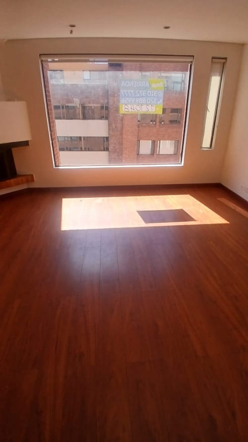 Apartamento de 3 alcobas en arriendo en Chico, Bogotá, 112 m² · foto 3 de 24