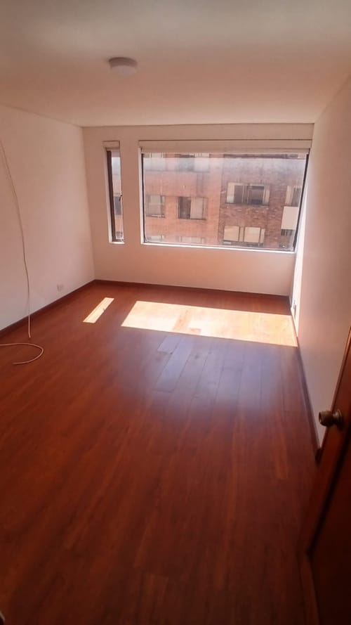 Apartamento de 3 alcobas en arriendo en Chico, Bogotá, 112 m² · foto 5 de 24