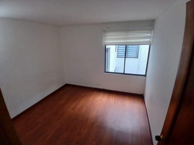 Apartamento de 3 alcobas en arriendo en Chico, Bogotá, 112 m² · foto 16 de 24