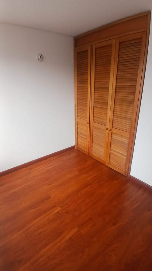 Apartamento de 3 alcobas en arriendo en Chico, Bogotá, 112 m² · foto 23 de 24
