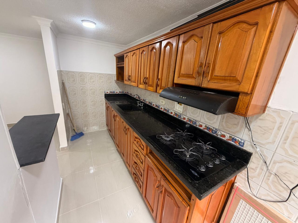 Apartamento en arriendo en Rodeo Alto, Medellín · foto 5 de 19