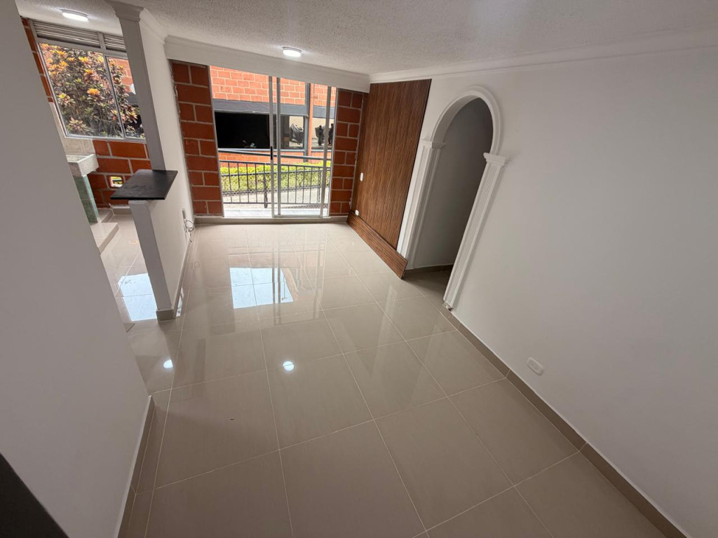 Apartamento en arriendo en Rodeo Alto, Medellín · foto 12 de 19