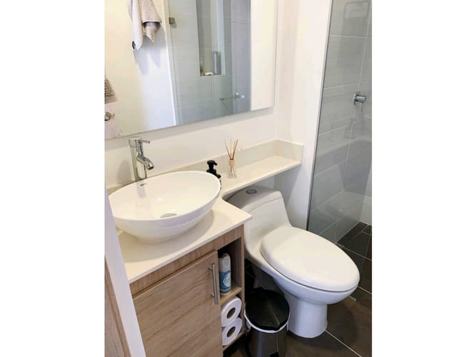 Apartamento de 2 alcobas en venta en Camino Verde, Envigado, 78 m² · foto 7 de 7