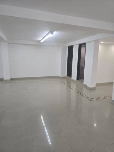 Local en arriendo en Camino Real, Cali, 220 m² · foto 5 de 8