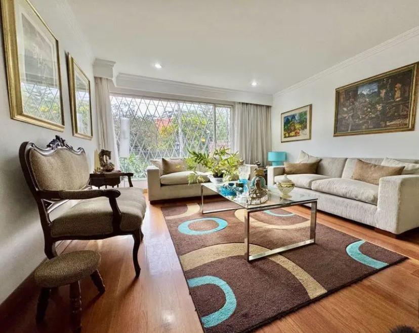 Casa en venta en San Patricio, Bogotá · foto 3 de 16