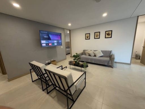 Apartamento de 3 alcobas en arriendo en Conquistadores, Medellín, 108 m² · foto 5 de 16