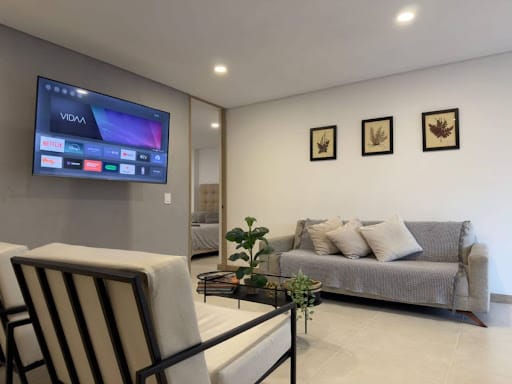Apartamento de 3 alcobas en arriendo en Conquistadores, Medellín, 108 m² · foto 12 de 16
