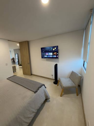 Apartamento de 3 alcobas en arriendo en Conquistadores, Medellín, 108 m² · foto 14 de 16
