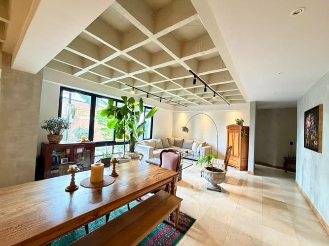 Apartamento de 3 alcobas en arriendo en Los Balsos, Medellín, 170 m² · foto 2 de 13