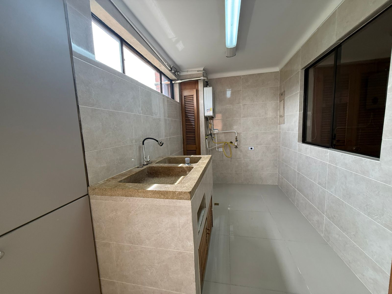 Apartamento en arriendo en El Poblado, Medellín · foto 13 de 17