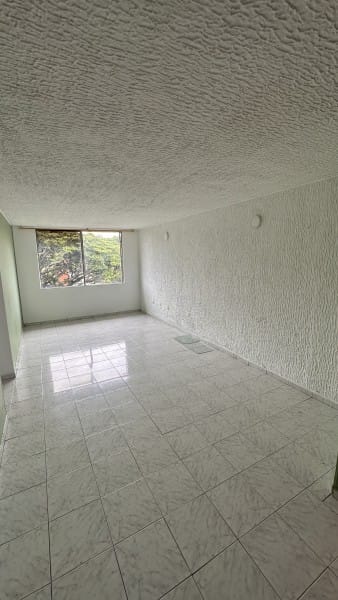 Apartamento de 3 alcobas en venta en Las Delicias, Cali, 62 m² · foto 4 de 24