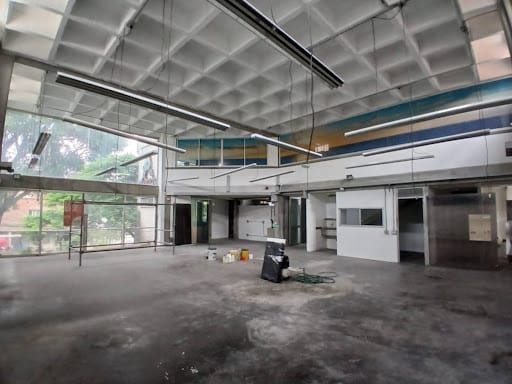 Edificio en arriendo en Trinidad, Medellín, 586 m² · foto 16 de 24