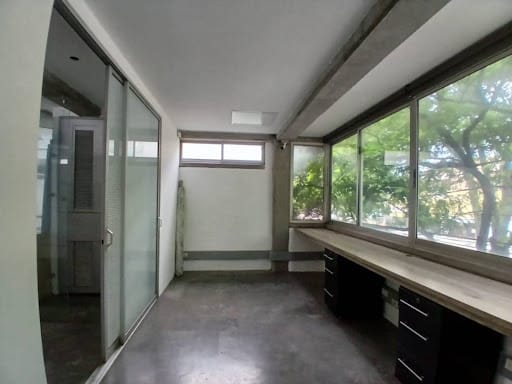 Edificio en arriendo en Trinidad, Medellín, 586 m² · foto 23 de 24