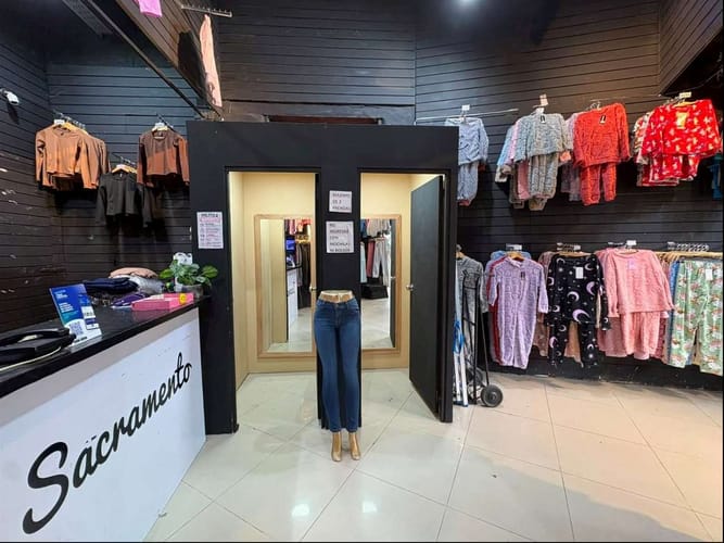 Local Comercial en Alquiler · Photo 3