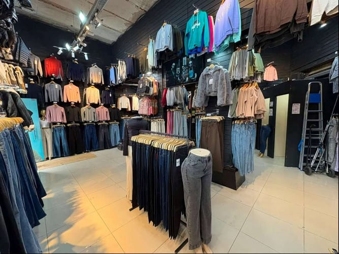 Local Comercial en Alquiler · Photo 3