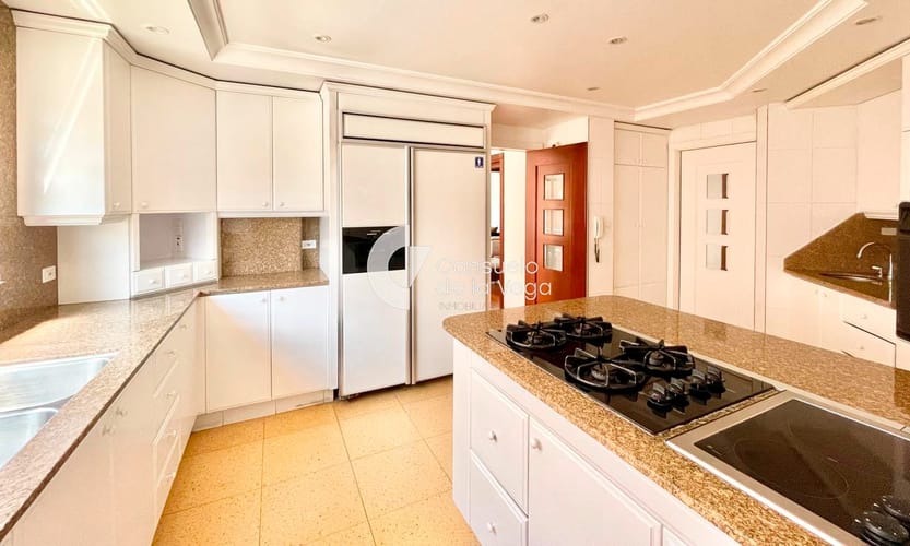 Apartamento en venta en Chicó Reservado, Bogotá · foto 2 de 20