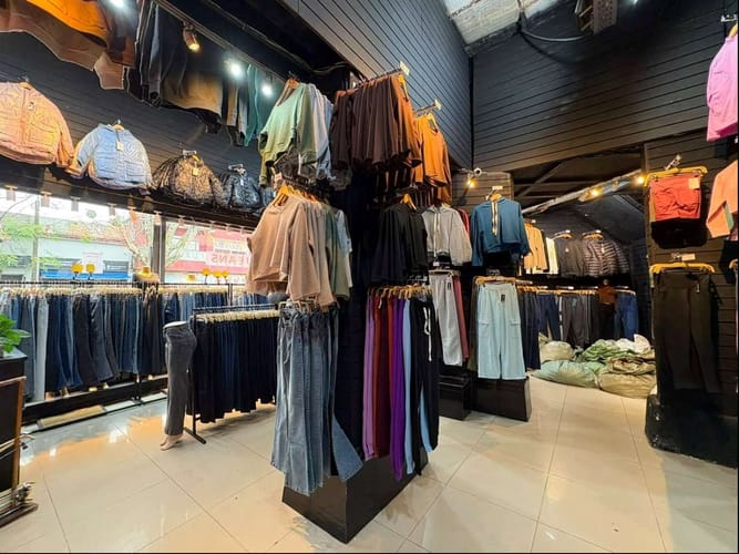 Local Comercial en Alquiler · Photo 6