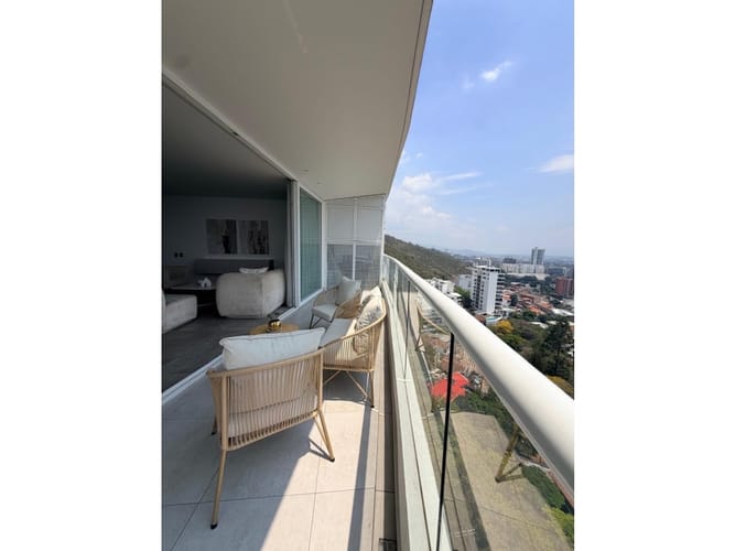 Apartamento de 3 alcobas en venta en Santa Monica, Cali, 179 m² · foto 3 de 24