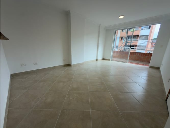 Apartamento de 3 alcobas en arriendo en Bolivariana, Medellín, 80 m² · foto 6 de 18
