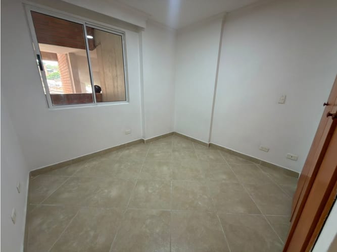 Apartamento de 3 alcobas en arriendo en Bolivariana, Medellín, 80 m² · foto 14 de 18