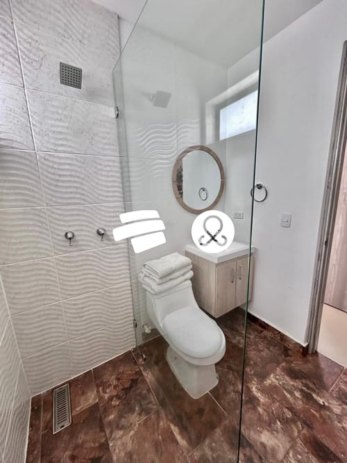 Casa de 3 alcobas en venta en Loma Del Escobero, Envigado, 891 m² · foto 7 de 10