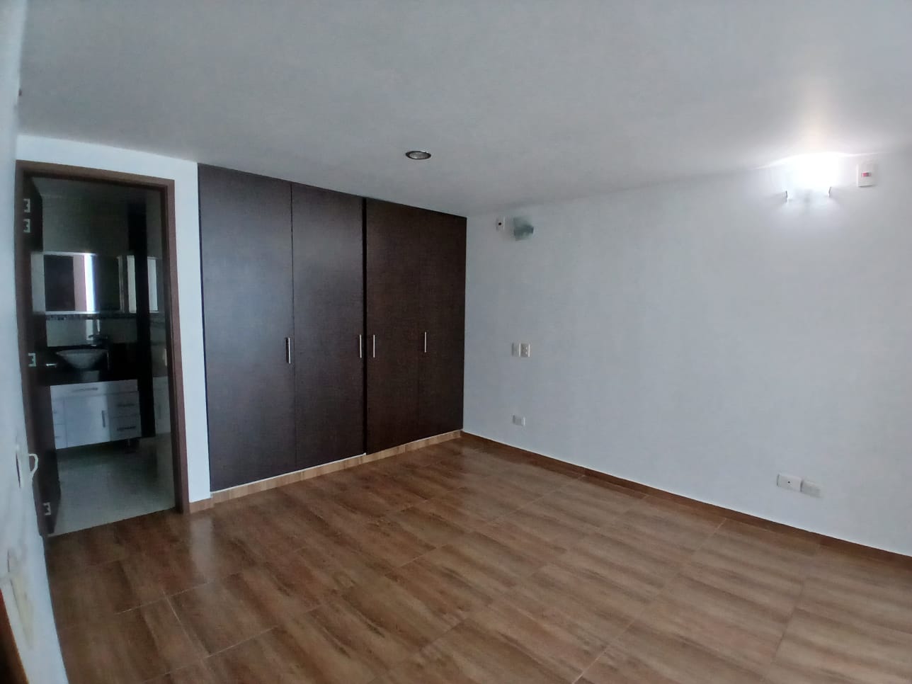 Apartamento en arriendo en Los Alpes, Pereira · foto 10 de 13
