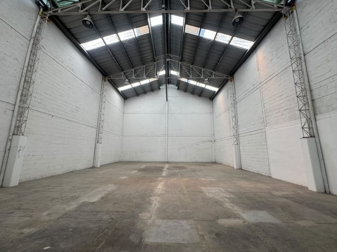 Bodega en arriendo en La Carrilera, La Estrella, 412 m² · foto 2 de 7