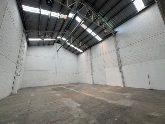 Bodega en arriendo en La Carrilera, La Estrella, 412 m² · foto 6 de 7