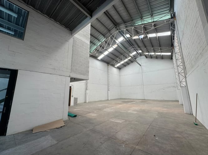 Bodega en arriendo en La Carrilera, La Estrella, 412 m² · foto 5 de 7