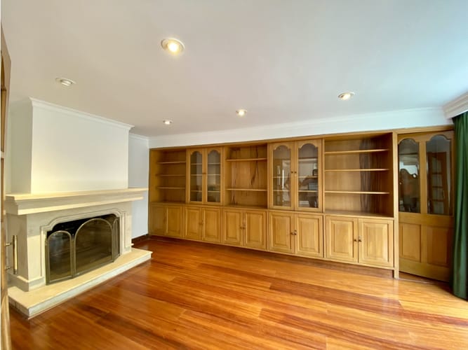 Casa en venta en Santa Barbara Alta, Bogotá, 390 m² · foto 5 de 23