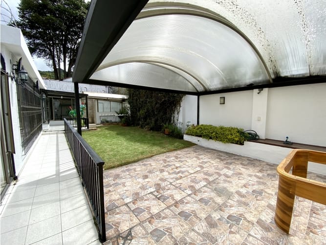 Casa en venta en Santa Barbara Alta, Bogotá, 390 m² · foto 11 de 23