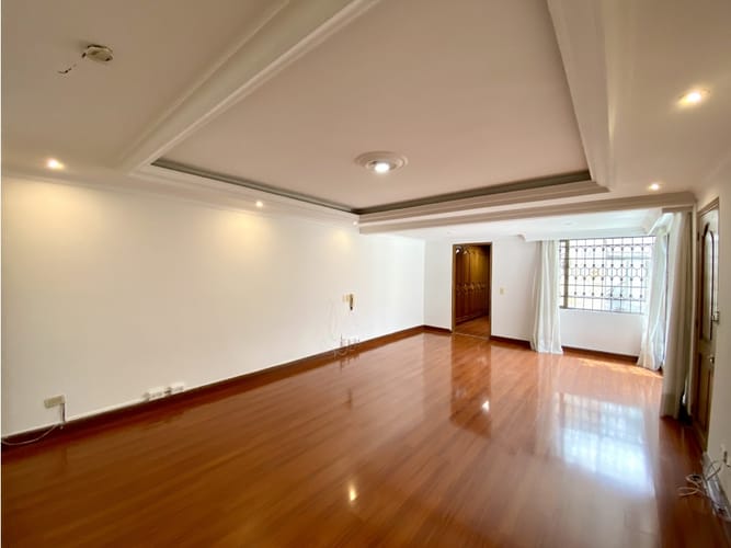 Casa en venta en Santa Barbara Alta, Bogotá, 390 m² · foto 15 de 23