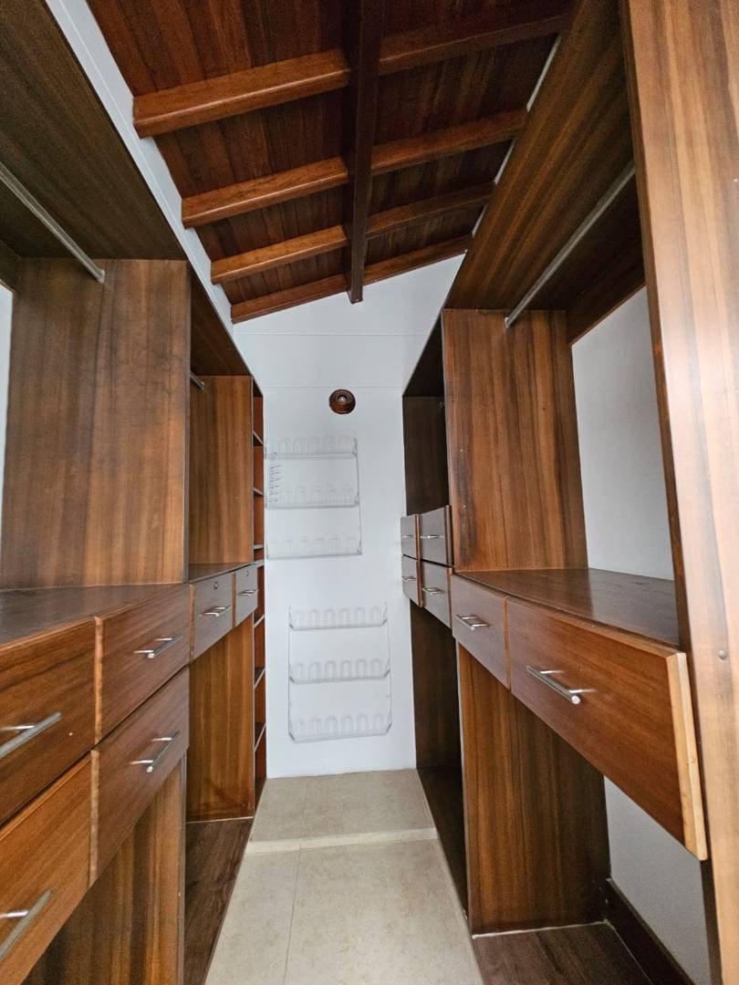 Casa en arriendo en Loma De La Doctora, Sabaneta · foto 11 de 17