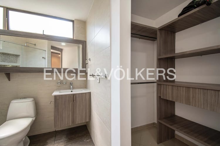 Apartamento en venta en Vía Las Palmas, Envigado · foto 8 de 16