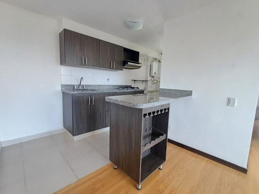 Apartamento en arriendo en Los Colegios, Rionegro · foto 3 de 16