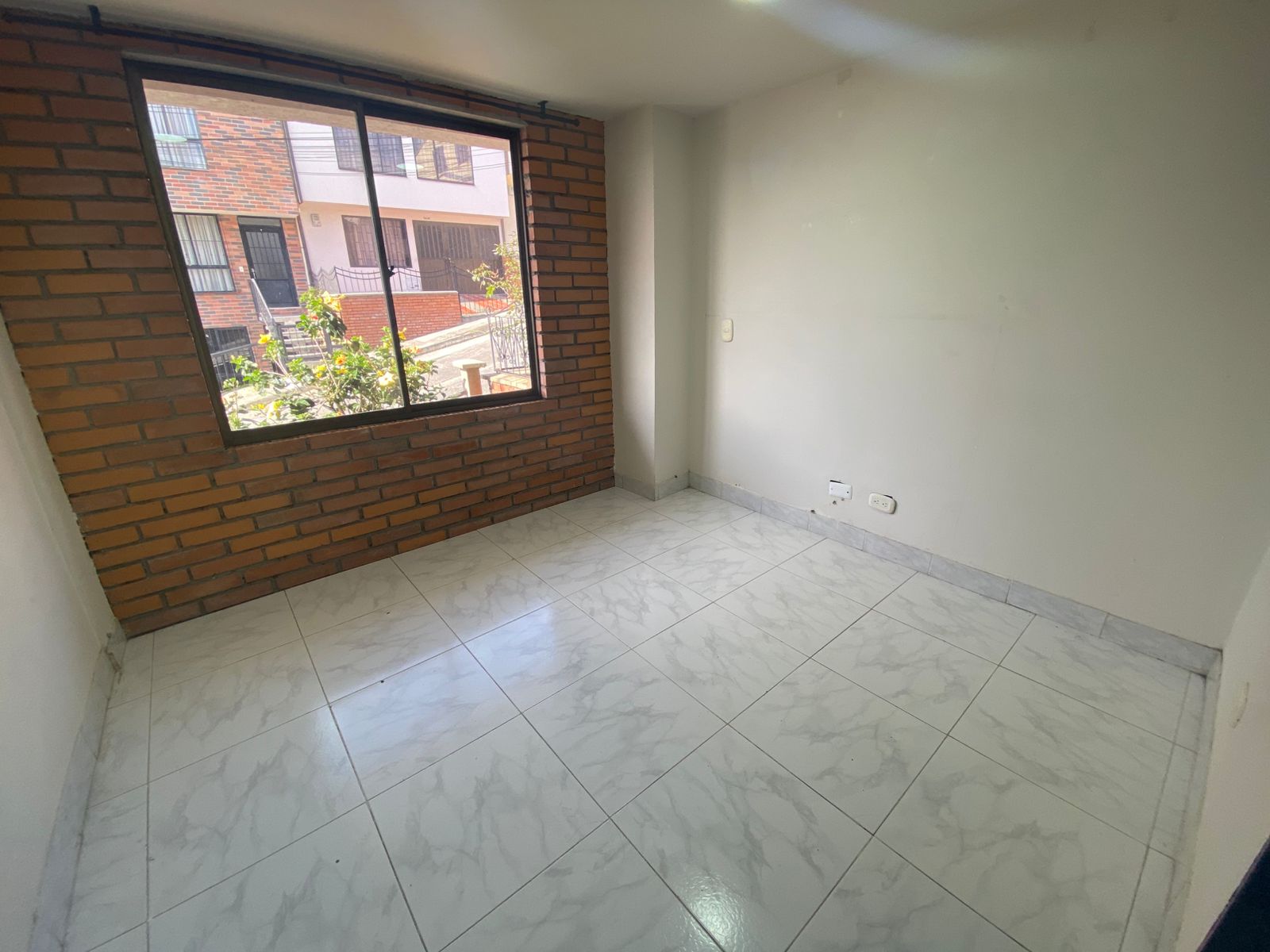 Apartaestudio en arriendo en San Sebastian, Manizales · foto 3 de 10