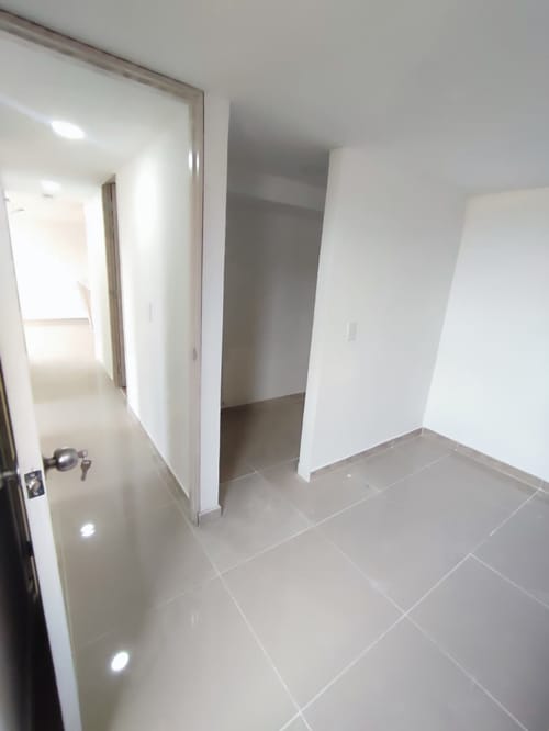 Apartamento de 3 alcobas en venta en El Trapiche, Bello, 55 m² · foto 13 de 14