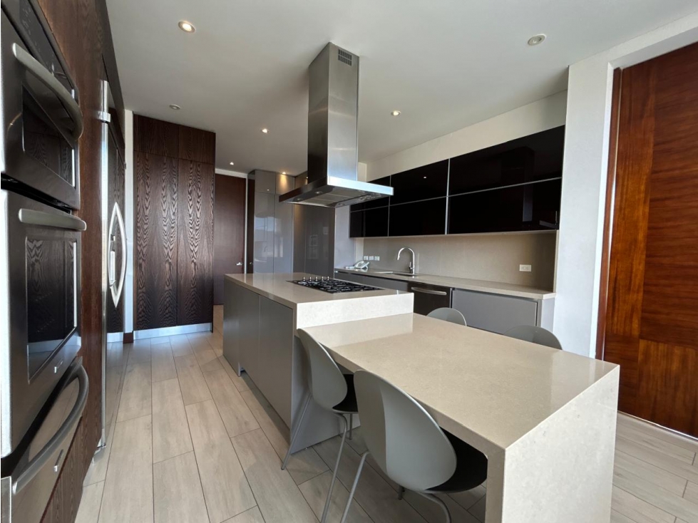 Apartamento en venta en Cerros De Suba, Bogotá · foto 10 de 24
