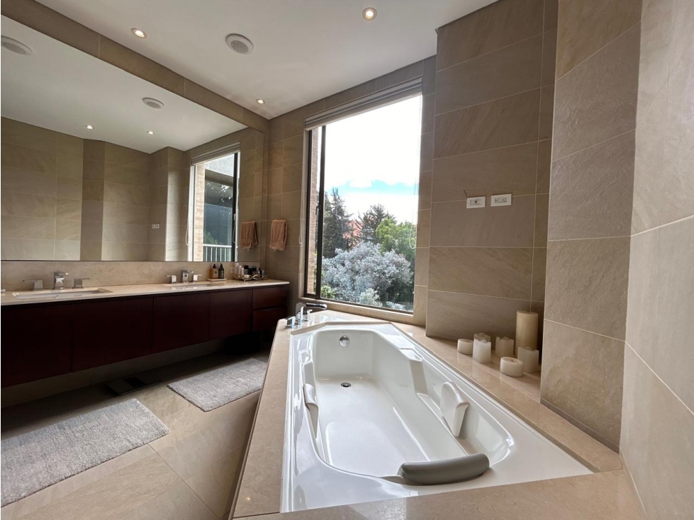 Apartamento en venta en Cerros De Suba, Bogotá · foto 19 de 24