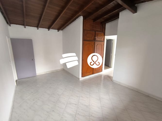 Casa de 6 alcobas en venta en Laureles, Medellín, 237 m² · foto 4 de 24