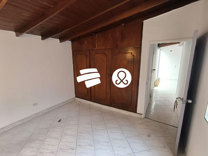 Casa de 6 alcobas en venta en Laureles, Medellín, 237 m² · foto 11 de 24