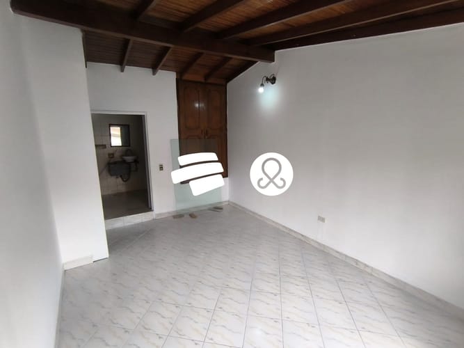 Casa de 6 alcobas en venta en Laureles, Medellín, 237 m² · foto 12 de 24