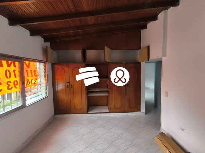 Casa de 6 alcobas en venta en Laureles, Medellín, 237 m² · foto 22 de 24