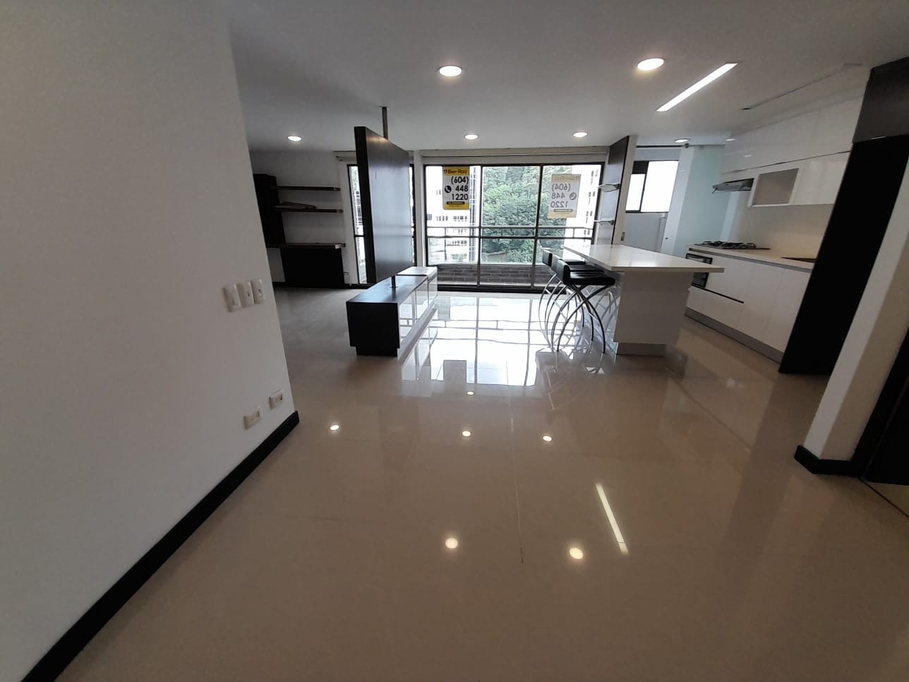Apartaestudio en arriendo en El Poblado, Medellín · foto 3 de 17