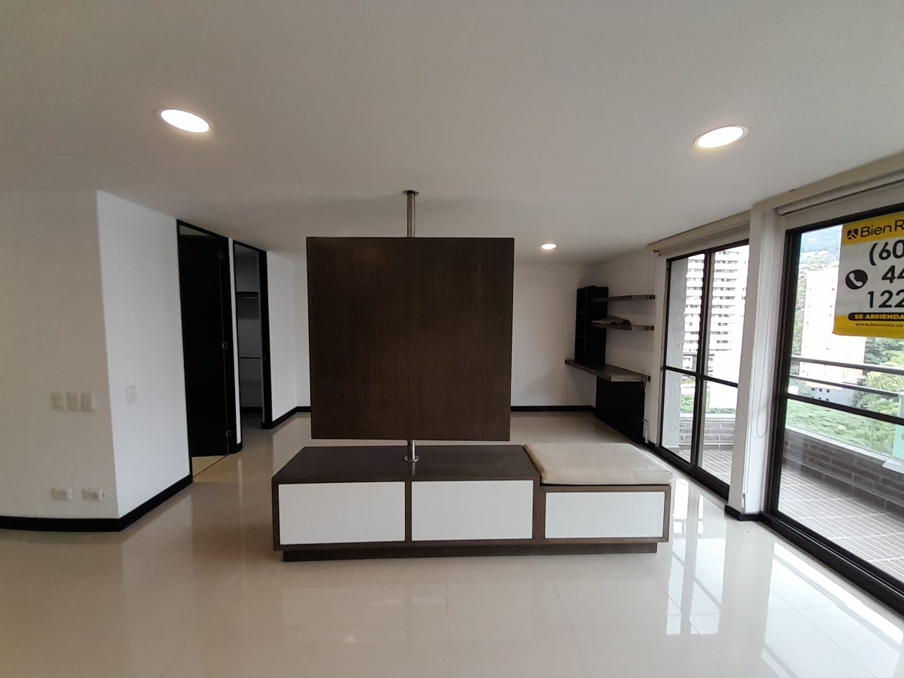 Apartaestudio en arriendo en El Poblado, Medellín · foto 4 de 17