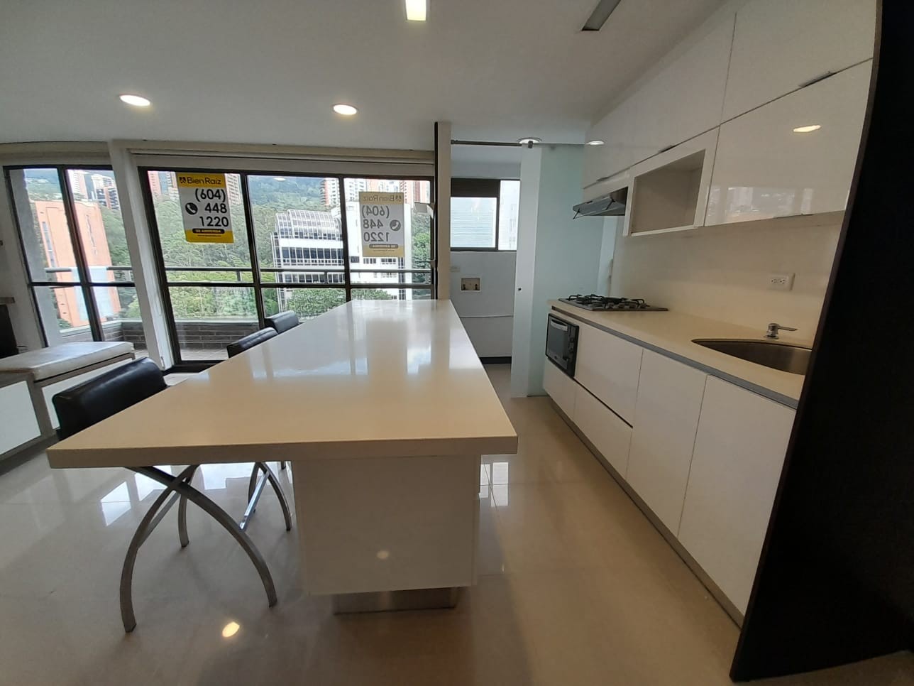Apartaestudio en arriendo en El Poblado, Medellín · foto 9 de 17